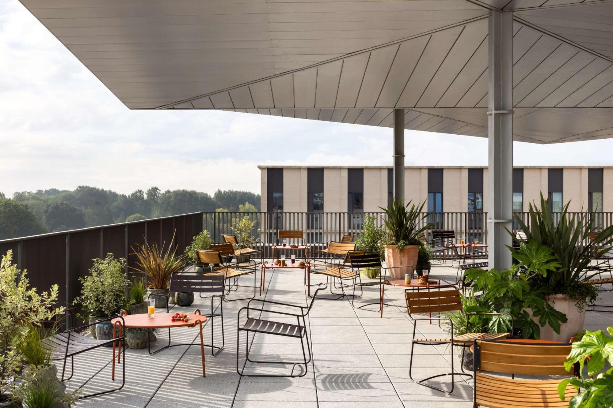 Hyatt Centric 4* CBG