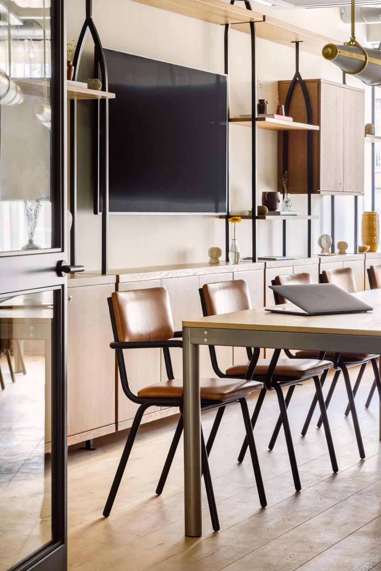 Hyatt Centric 4* CBG